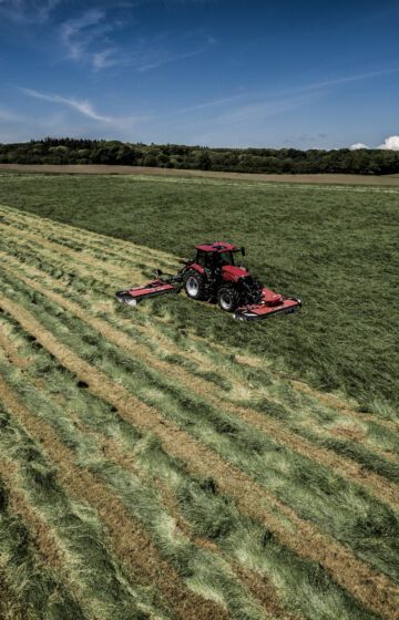 Uavbrutt rundballepressing