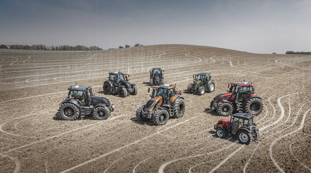 Landbruksmaskin klargjort for vinterarbeid med service og reservedeler fra AGCO Parts.