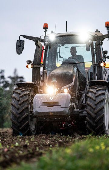 Norgespremiere for Valtra G-serie CVT hos Akershus Traktor på Jessheim
